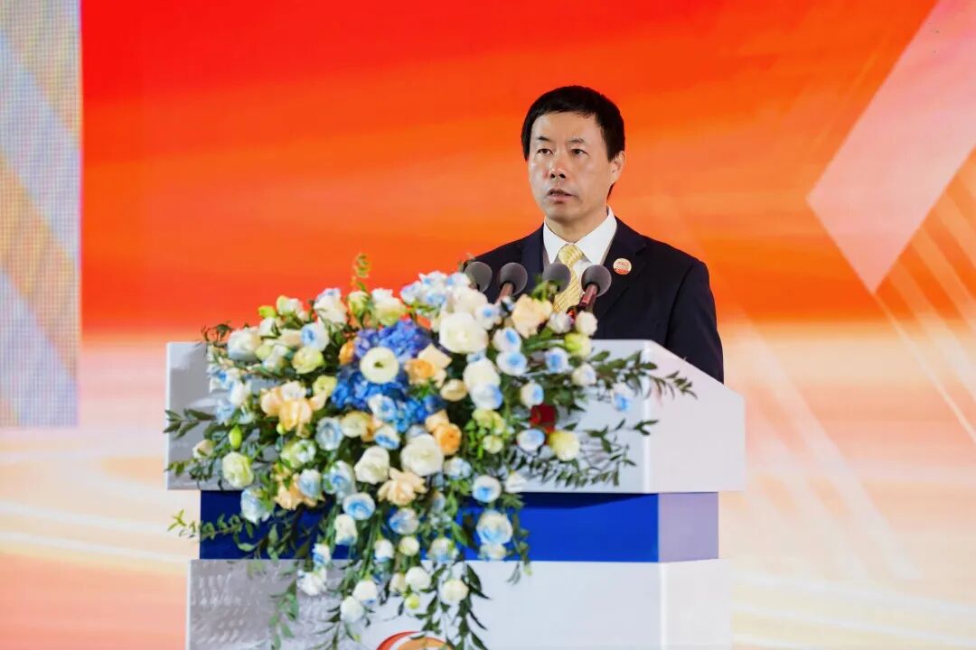 W020251212498880914128